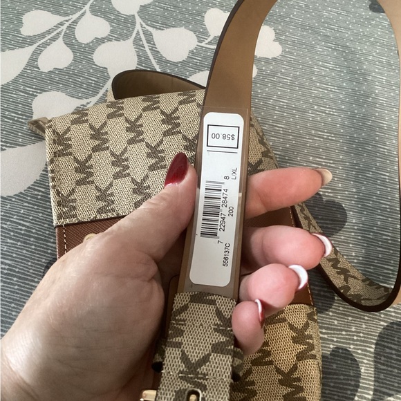 Michael Kors MK Logo Belt Bag / Waist Pack - Picture 3 of 5